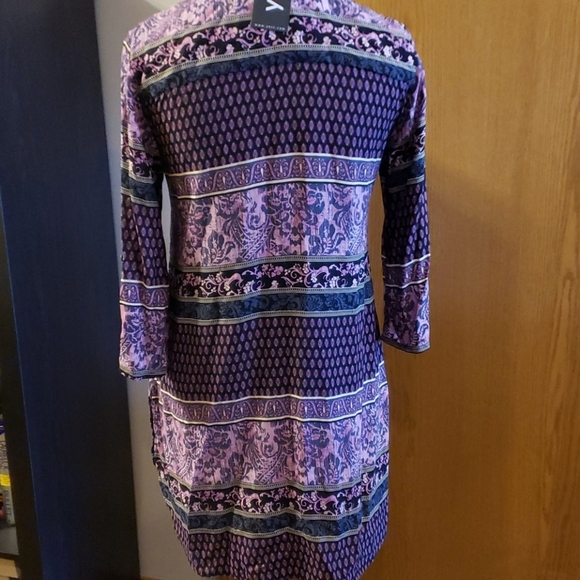 Yest tunic top lightweight purple floral NEW!! - Picture 6 of 7